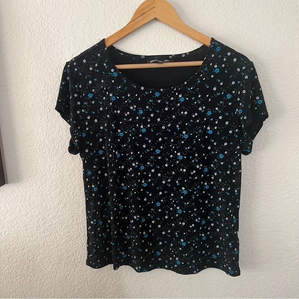 Briggs New‎ York Top Large Petite Black Blue Floral Scoop Neck Short Sleeve